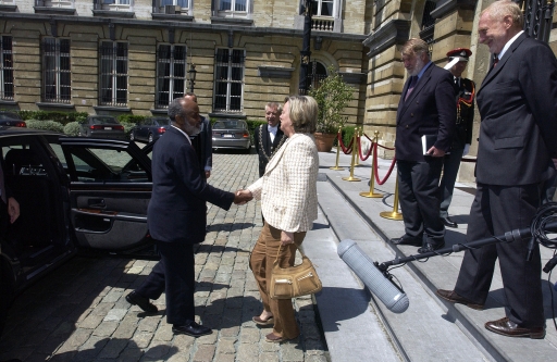 Derrire cette photo se trouve la photo originale, indispensable pour une impression de qualit.