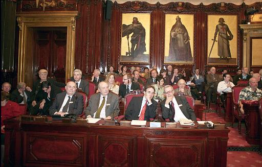 Derrire cette photo se trouve la photo originale, indispensable pour une impression de qualit.