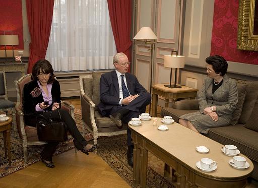 Derrire cette photo se trouve la photo originale, indispensable pour une impression de qualit.