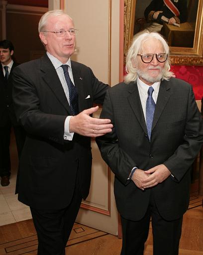 Derrire cette photo se trouve la photo originale, indispensable pour une impression de qualit.
