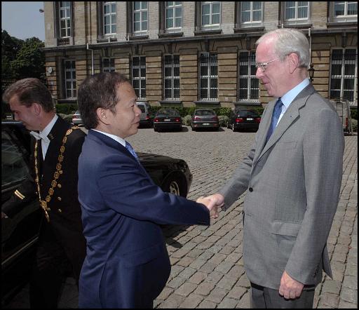 Derrire cette photo se trouve la photo originale, indispensable pour une impression de qualit.