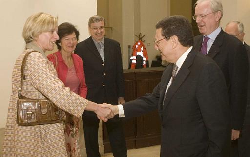 Derrire cette photo se trouve la photo originale, indispensable pour une impression de qualit.
