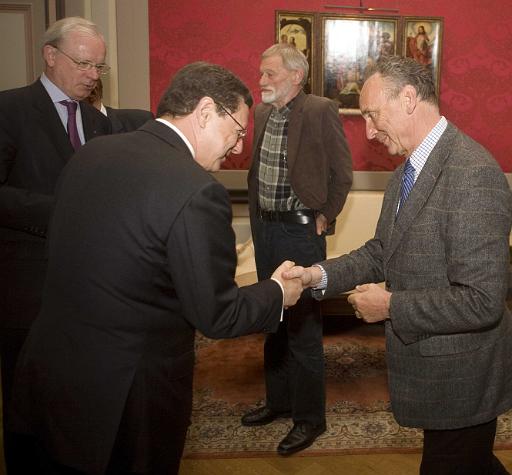 Derrire cette photo se trouve la photo originale, indispensable pour une impression de qualit.
