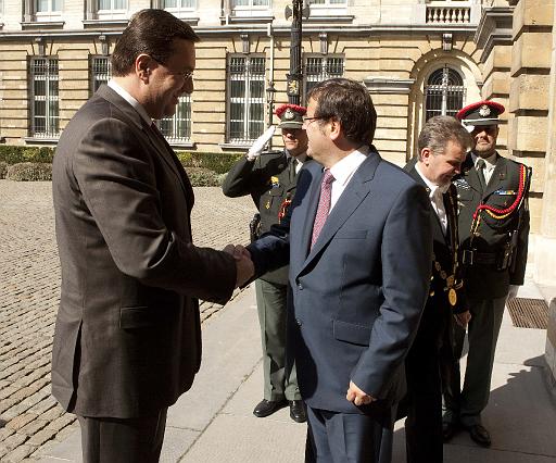 Derrire cette photo se trouve la photo originale, indispensable pour une impression de qualit.