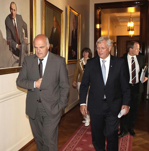 Derrire cette photo se trouve la photo originale, indispensable pour une impression de qualit.