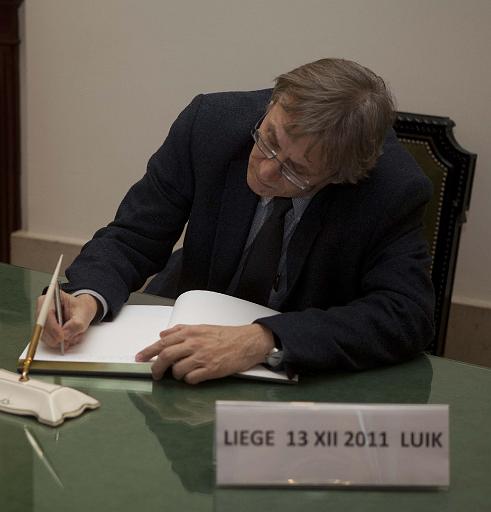 Derrire cette photo se trouve la photo originale, indispensable pour une impression de qualit.