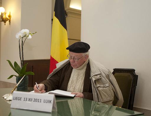 Derrire cette photo se trouve la photo originale, indispensable pour une impression de qualit.