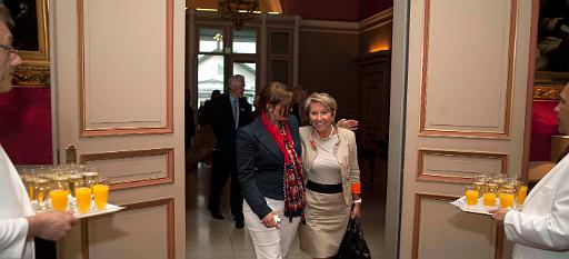 Derri�re cette photo se trouve la photo originale, indispensable pour une impression de qualit�.