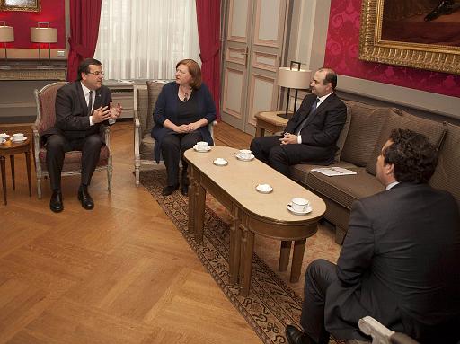 Derrire cette photo se trouve la photo originale, indispensable pour une impression de qualit.