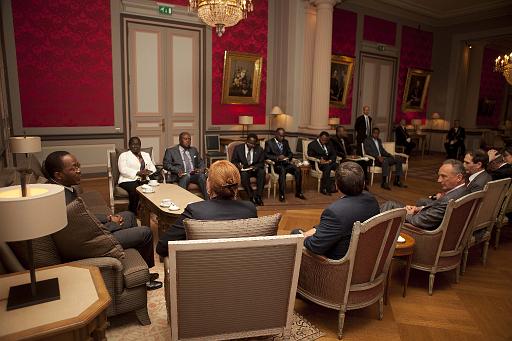 Derri�re cette photo se trouve la photo originale, indispensable pour une impression de qualit�.