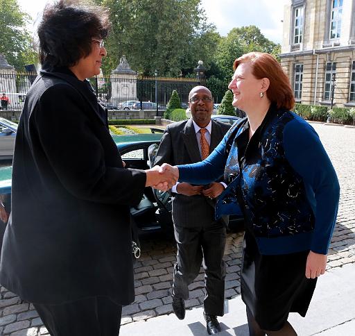 Derrire cette photo se trouve la photo originale, indispensable pour une impression de qualit.