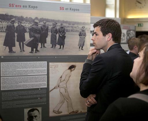 Achter deze foto staat een versie in hoge resolutie, deze versie is onontbeerlijk voor een kwalitatieve afdruk.