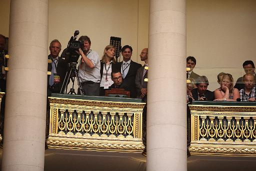 Derrire cette photo se trouve la photo originale, indispensable pour une impression de qualit.