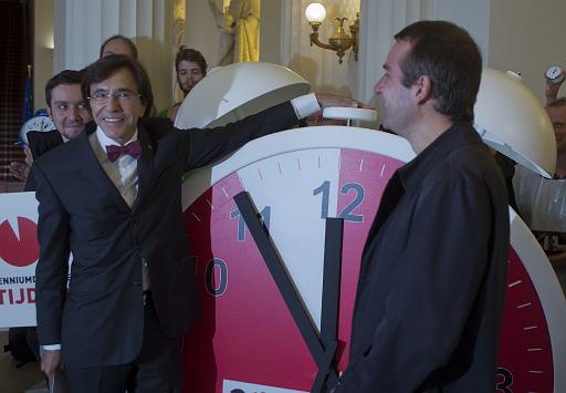 Derrire cette photo se trouve la photo originale, indispensable pour une impression de qualit.