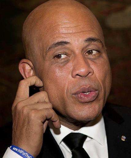 Derrire cette photo se trouve la photo originale, indispensable pour une impression de qualit.