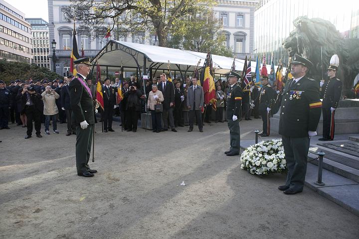 Derrire cette photo se trouve la photo originale, indispensable pour une impression de qualit.