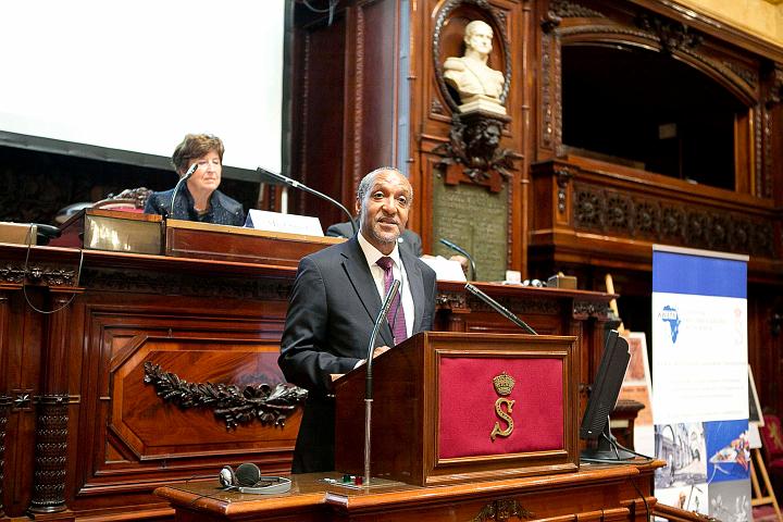 Achter deze foto staat een versie in hoge resolutie, deze versie is onontbeerlijk voor een kwalitatieve afdruk.