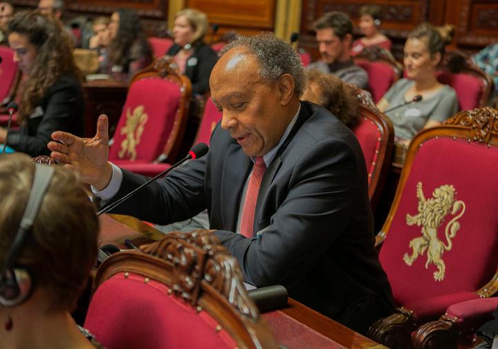 Achter deze foto staat een versie in hoge resolutie, deze versie is onontbeerlijk voor een kwalitatieve afdruk.