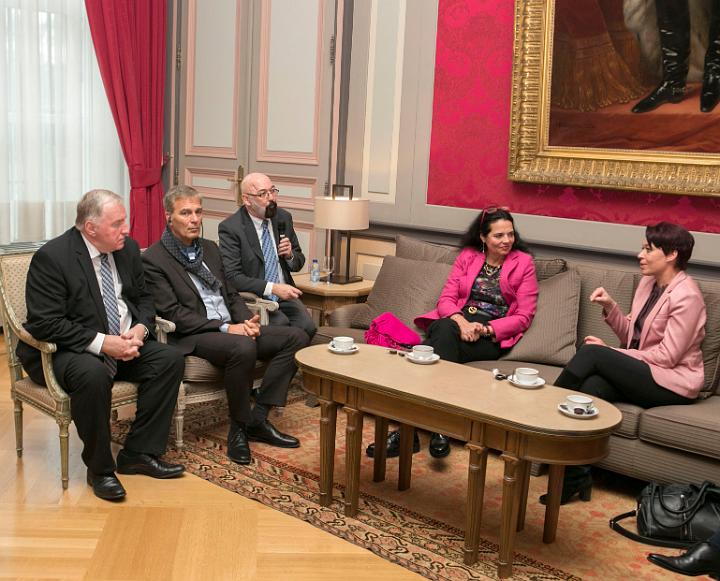 Achter deze foto staat een versie in hoge resolutie, deze versie is onontbeerlijk voor een kwalitatieve afdruk.