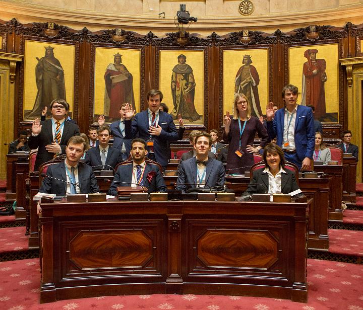 Le Snat accueille le Jeugd Parlement Jeunesse