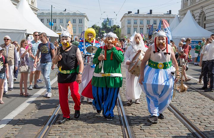 Derrire cette photo se trouve la photo originale, indispensable pour une impression de qualit.