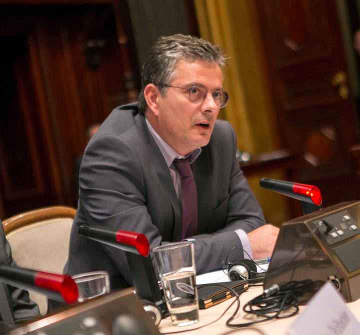 Derrire cette photo se trouve la photo originale, indispensable pour une impression de qualit.