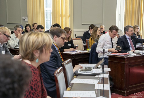 Voorstelling van het jaarverslag van het Comit T in de Senaat