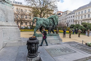 La crmonie officielle  la Tombe du Soldat Inconnu  Bruxelles