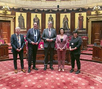 Dlgation du Bundestag allemand visite le Snat