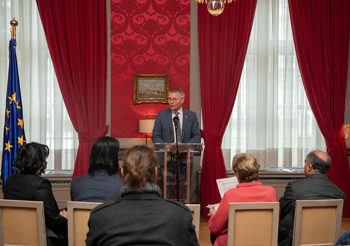 Achter deze foto staat een versie in hoge resolutie, deze versie is onontbeerlijk voor een kwalitatieve afdruk.