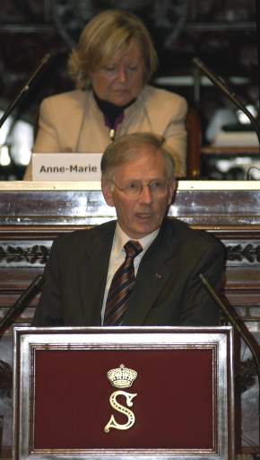 Derrire cette photo se trouve la photo originale, indispensable pour une impression de qualit.
