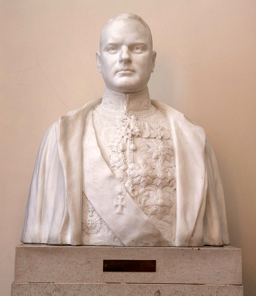 Maurits van Vollenhoven, bust by Godefroid Devreese