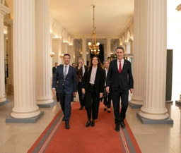 Voorzitters van het Zwitsers Parlement op bezoek in het Paleis der Natie