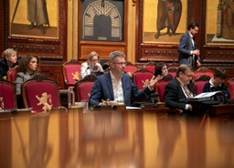 Niet-indexering van de dotaties aan politieke partijen tot in 2029