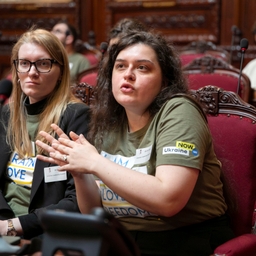 Des étudiants ukrainiens au Sénat