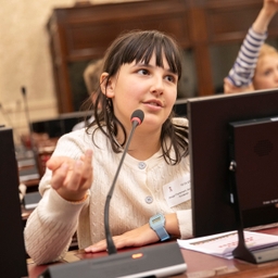 Jeugd Parlement Jeunesse in de Senaat