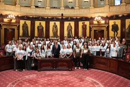 Des étudiants ukrainiens au Sénat