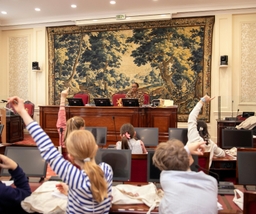 Jeugd Parlement Jeunesse in de Senaat