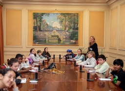 Jeugd Parlement Jeunesse in de Senaat