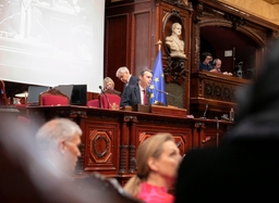 Herziening artikel 195 van de Grondwet goedgekeurd - plenaire vergadering 3/04/2026