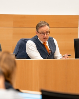Échange de vues avec le premier ministre sur le Conseil européen des 26 et 27 juin 2025