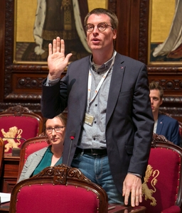 49 nieuwe deelstaatsenatoren