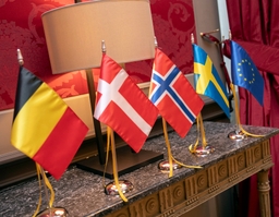 Ambassadeurs van de Noordse landen op bezoek in de Senaat