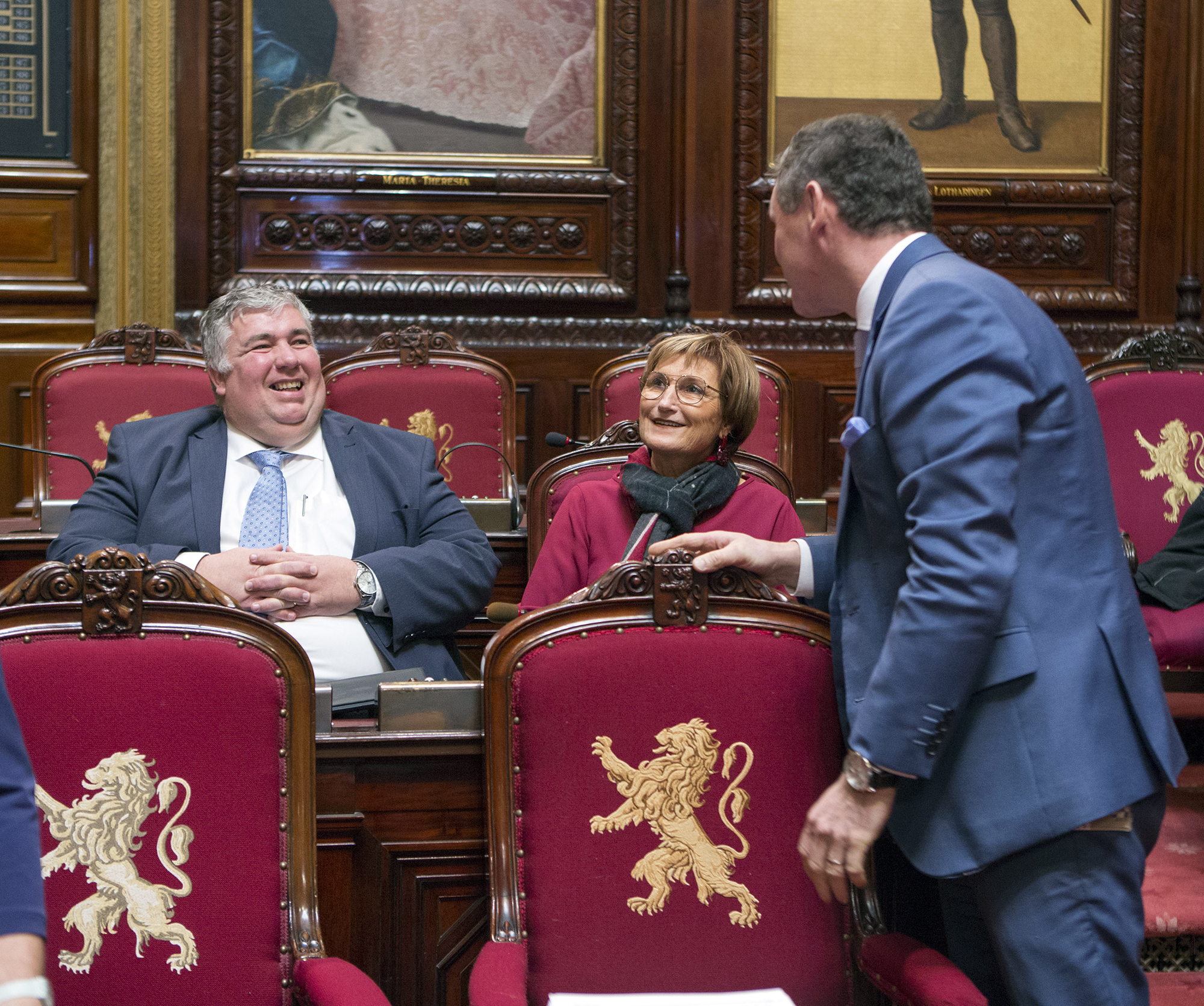  Zes nieuwe senatoren hebben de eed afgelegd