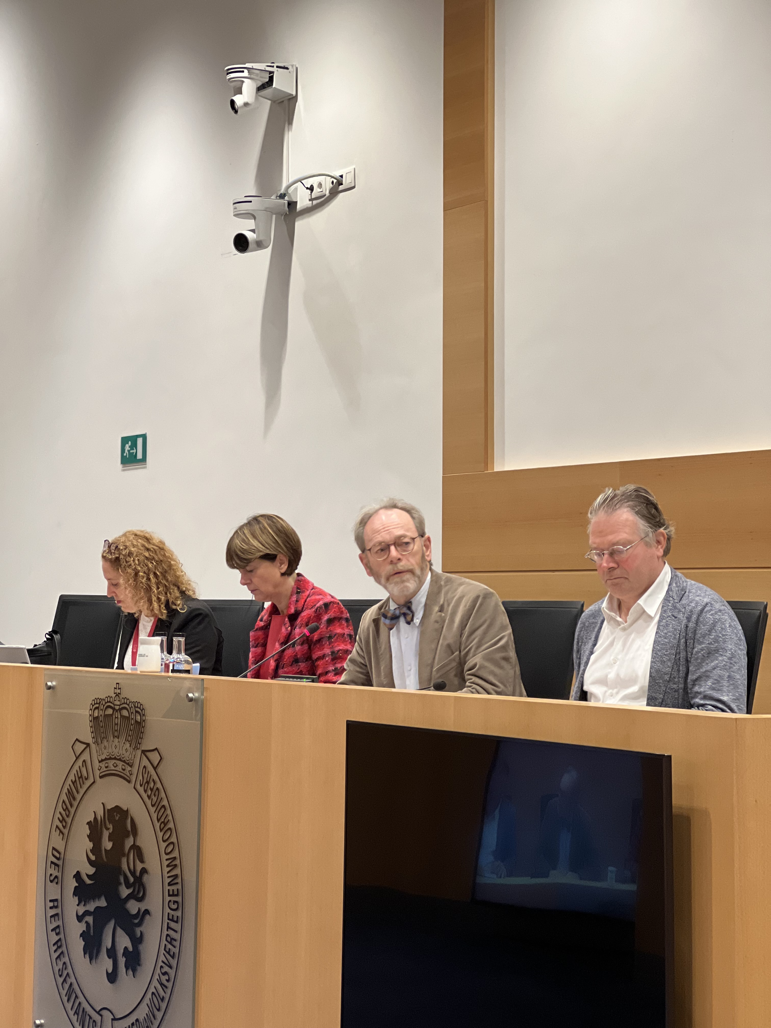  Gedachtewisseling met de premier over de vergaderingen van de Europese Raad