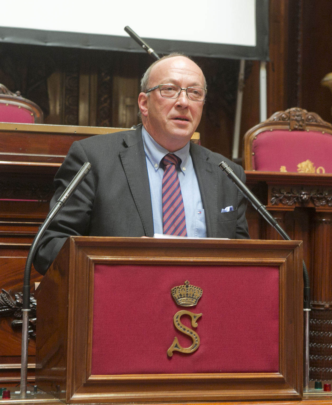  Colloquium "Wat is de plaats van de Duitstalige Gemeenschap in het Federale België?"