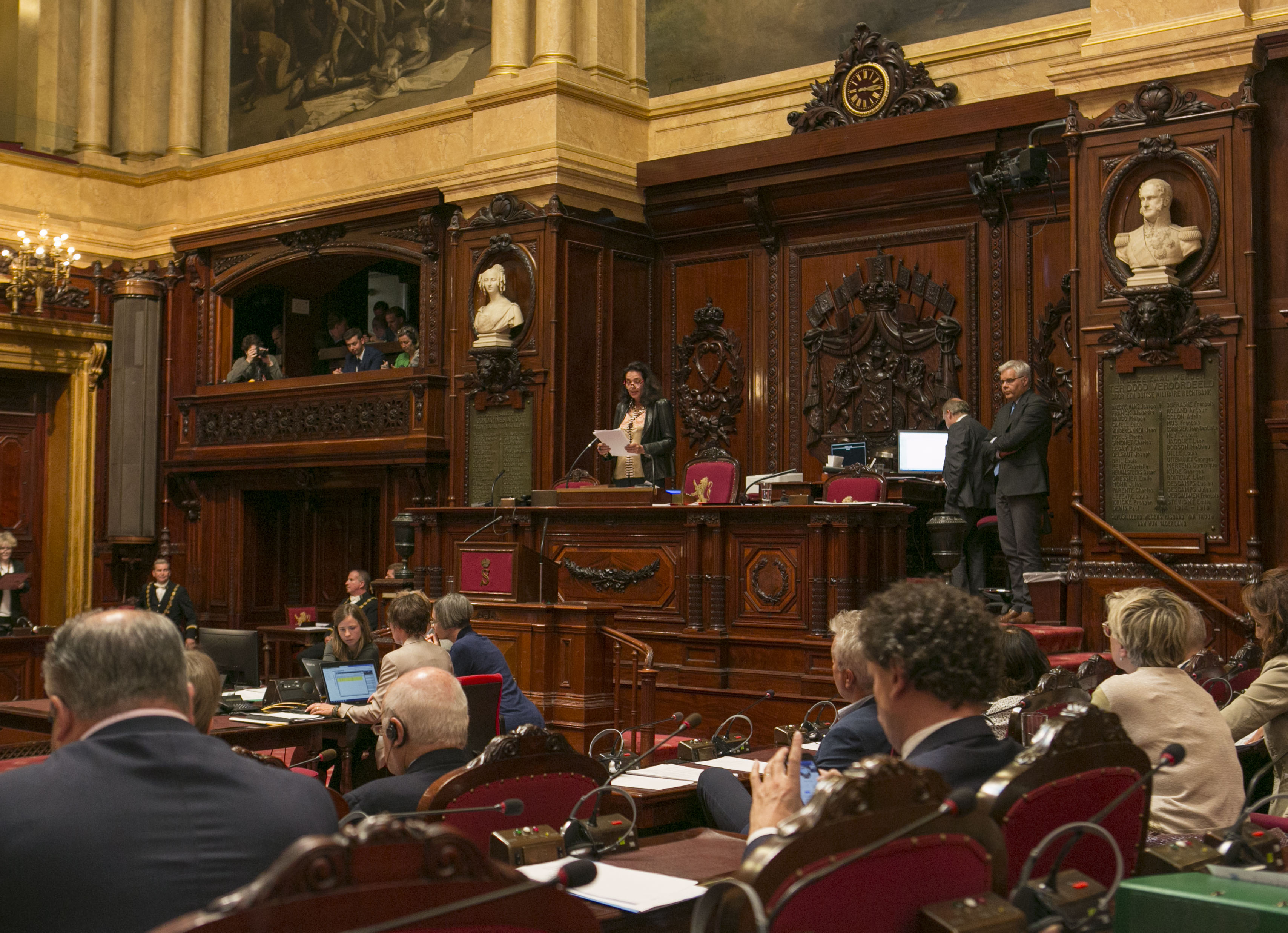  Nieuwe senator: Lionel Bajart - Overlijden van oud-senatoren