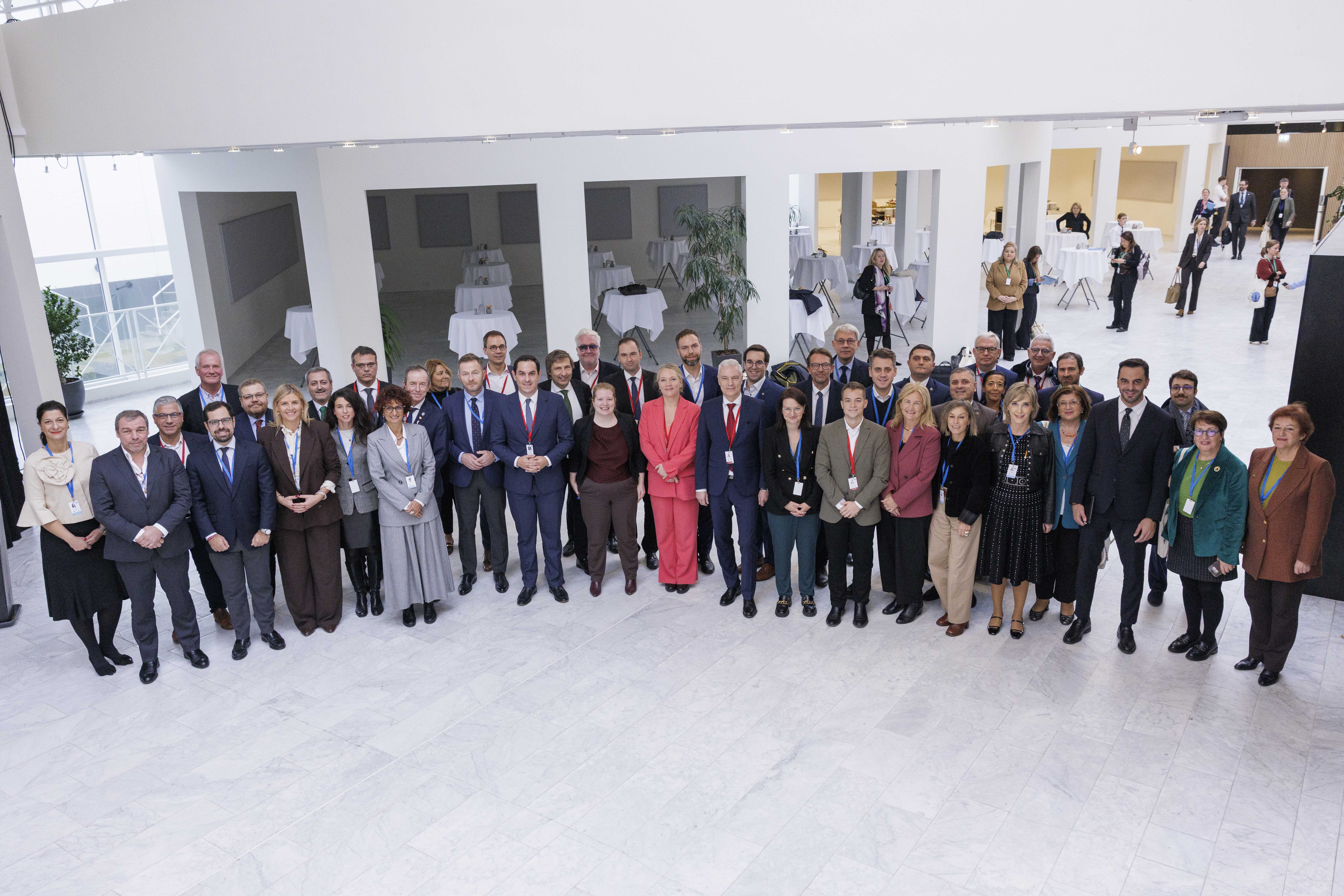  Conferentie over een veiliger en innovatiever digitaal Europa