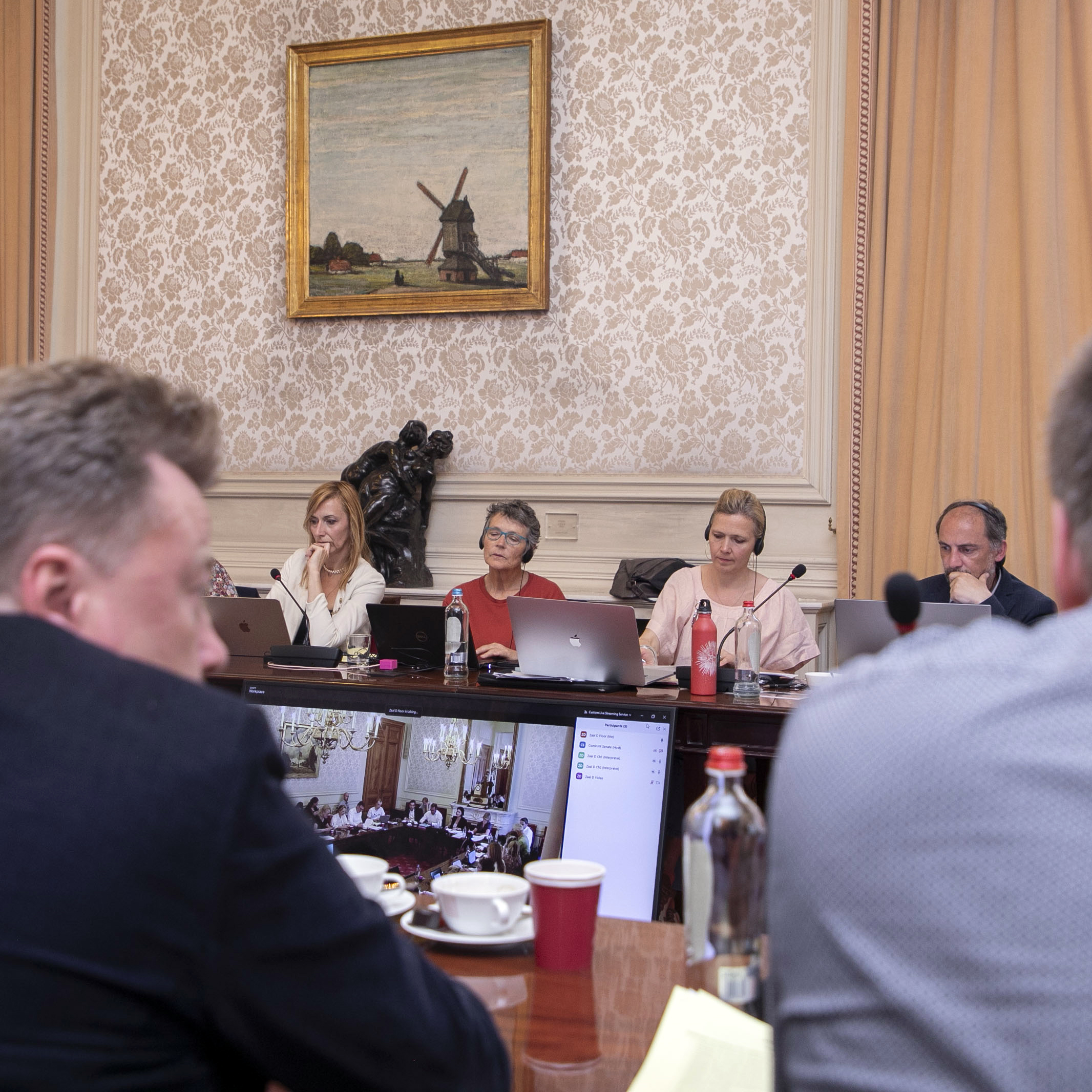  Verklaring tot herziening van de Grondwet besproken in commissie