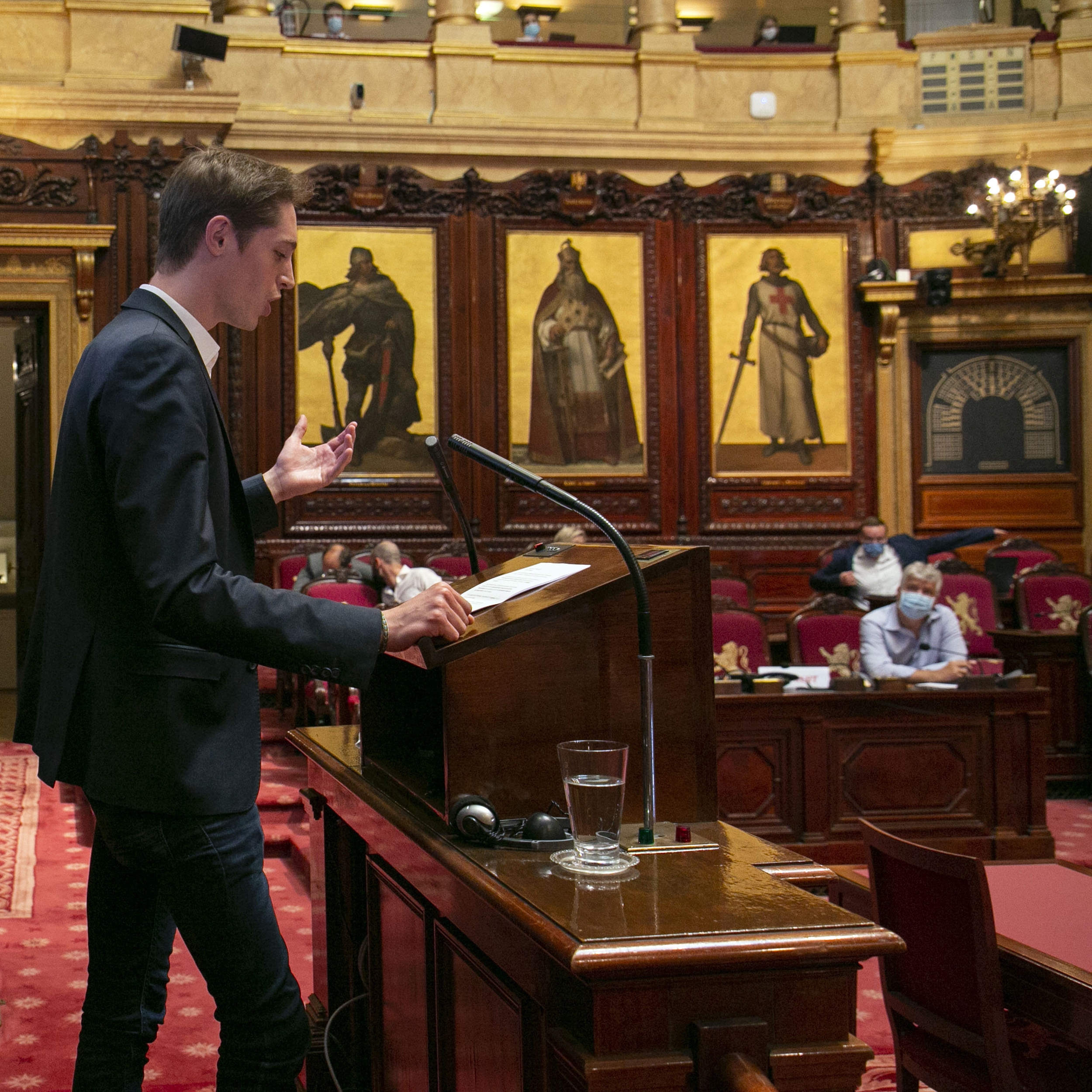  Le Sénat vote le rapport d'information sur une participation accrue des citoyens au système démocratique